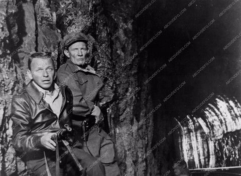 Frank Sinatra Trevor Howard Von Ryan's Express 689-34