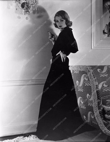 Constance Bennett portrait 708-11