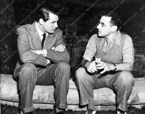 George Cukor Cary Grant cool behind the scenes candid 711-09 Philadelphia Story