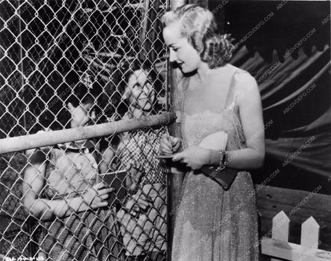 candid photo Carole Lombard signing autographs for some kids 712-07