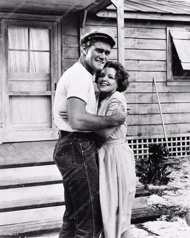 Chuck Connors Kathleen Maguire from TV show Flipper 764-34