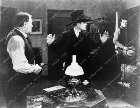 Buck Jones John Wayne western film Range Feud 910-16