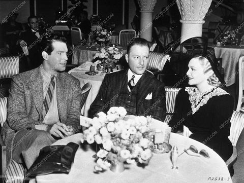 Fred MacMurray Madeleine Carroll NY Columnist Lucius Beebe dining 10117-29