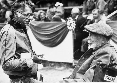 John Huston behind the scenes 10128-17