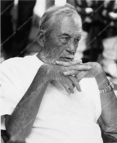 John Huston behind the scenes 10128-20