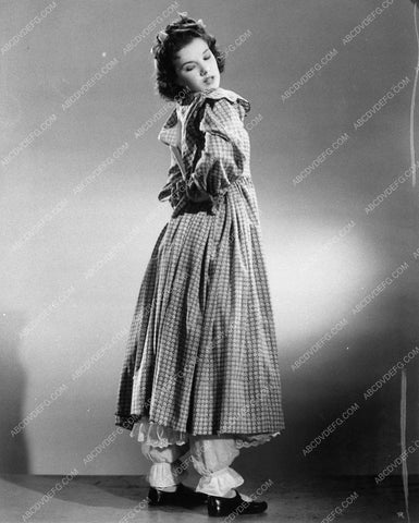 Gale Storm wardrobe shot 10128-27