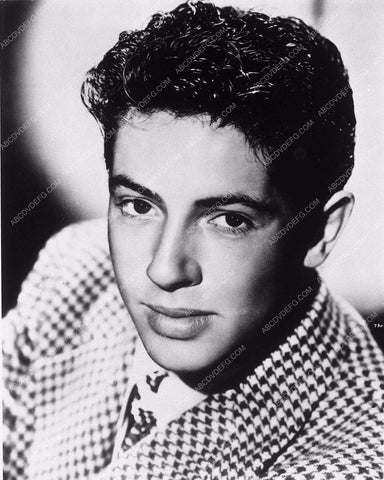 Farley Granger portrait 10128-30