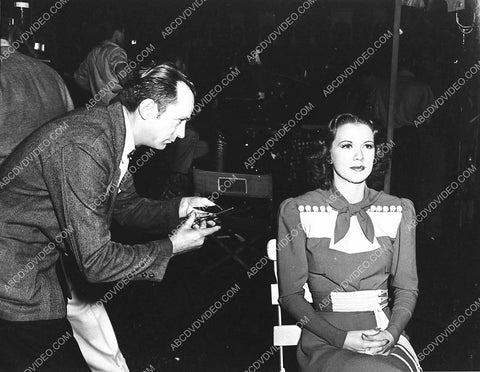 candid Eleanor Powell on set film Broadway Melody of 1940 1026-25