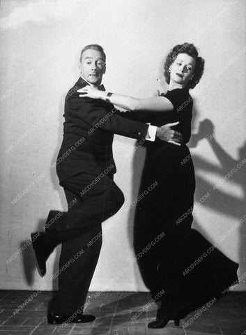 Clifton Webb Maureen O'Hara film Sitting Pretty 10265-22