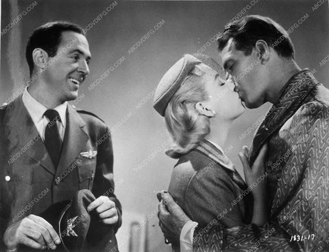 Jock Mahoney Leigh Snowden kissing in I've Lived Before 10365-06