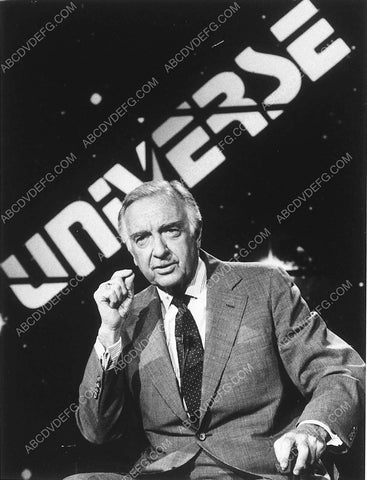 newsman Walter Cronkite portrait 10432-17