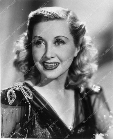 Genevieve Tobin portrait 10436-05