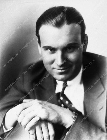 Gavin Gordon portrait 10469-34