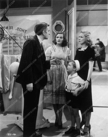 Constance Moore Glenda Farrell film Prison Break 10674a-23