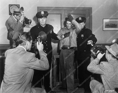 John Drew Barrymore film noir While the City Sleeps 10770-34