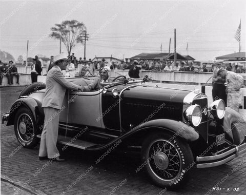 1929 Studebaker automobile with John Miljan stars with cars 1098-32