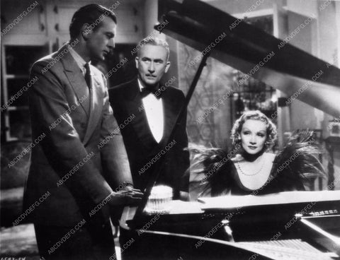 John Halliday Gary Cooper Marlene Dietrich at piano from Desire 1099-09