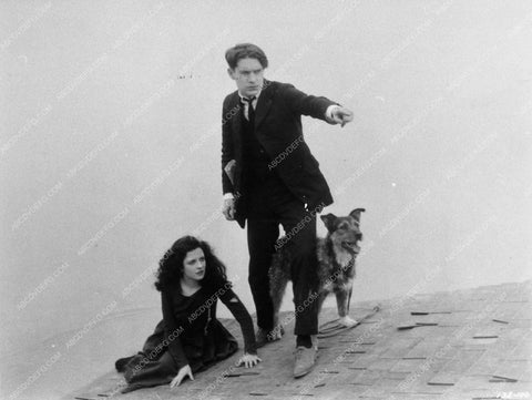 May McAvoy Lloyd Hughes silent film Her Reputation 11037-17