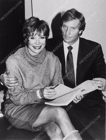 Shirley MacLaine & Charles Dance w script TV special Out on a Limb 11361-29
