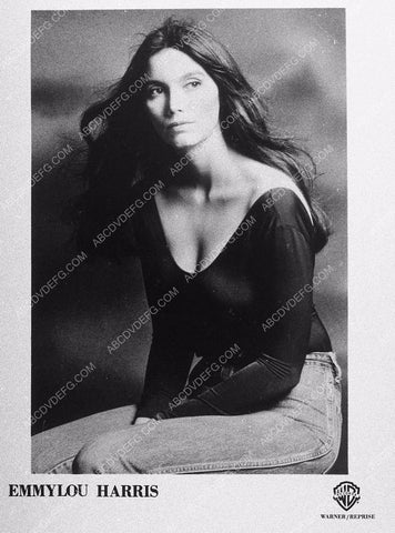Emmylou Harris portrait 11361-35