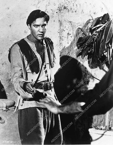 Elvis Presley film Harum Scarum 1145-01