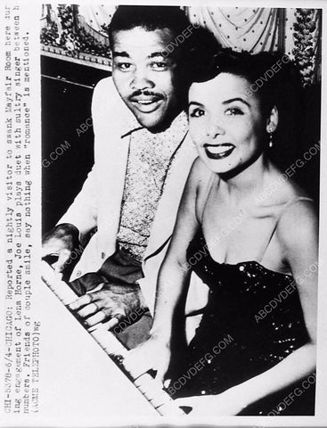 boxer Joe Louis Lena Horne playing piano Mayfair Room Chicago 1149-14
