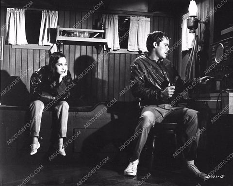 Doug McClure Nancy Kwan film Nobody's Perfect 1249-27