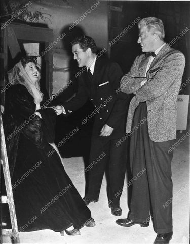 candid Barbara Stanwyck Dennis Morgan on set 12738-25