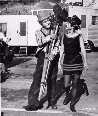 Dick Van Dyke Michele Lee The Comic 1306-37