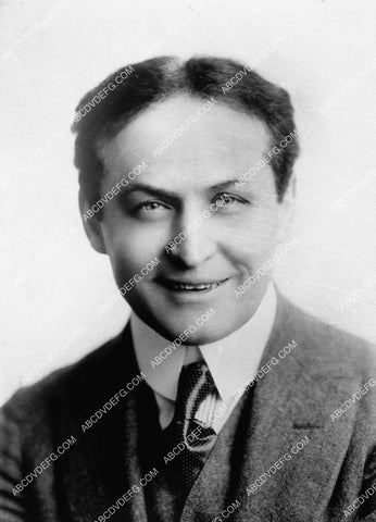 Harry Houdini portrait 1316-17