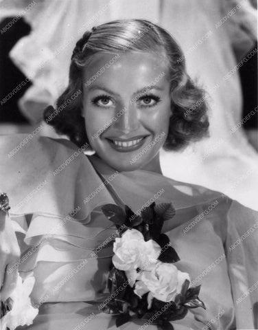 Joan Crawford and corsage portrait 1318-01