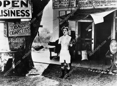 Charlie Chaplin silent film The Circus 1332-29