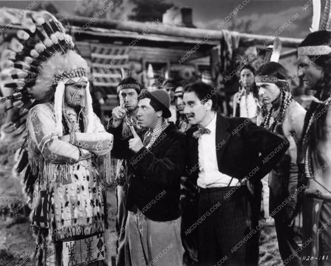 Marx Brothers Go West 1354-13