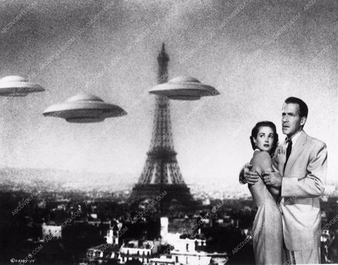 Hugh Marlow Joan Taylor Earth VS Flying Saucers 1354-30