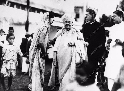 Annie Besant early women's rights activist 1365-32