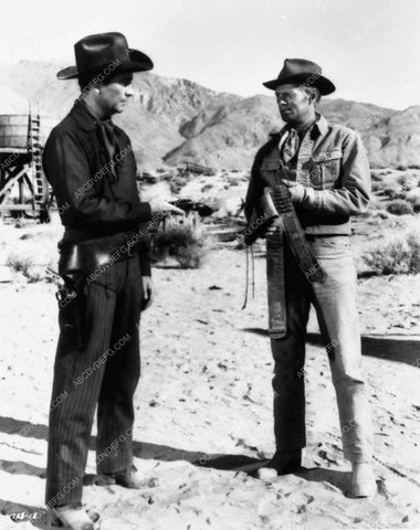 Robert Taylor Richard Widmark The Law and Jake Wade 1390-21