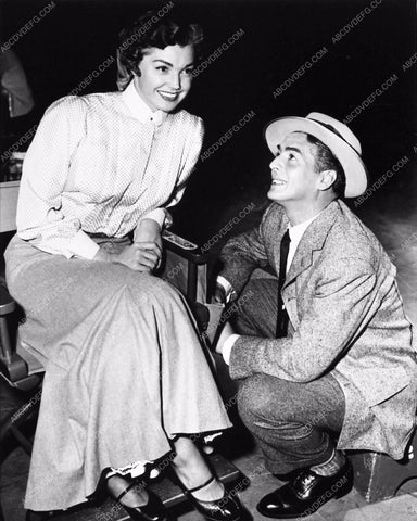 candid Esther Williams Victor Mature behind the scenes 1425-33