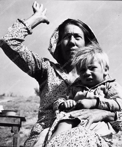 news photo Dust Bowl Depression mother with her child 1939 1462-30