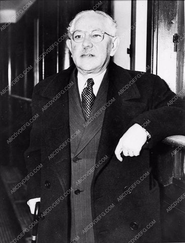 makeup mogul Max Factor pic 1463-22