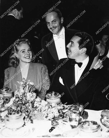 great candid Alice Faye Darryl F Zanuck Cesar Romero at dinner 1525-15