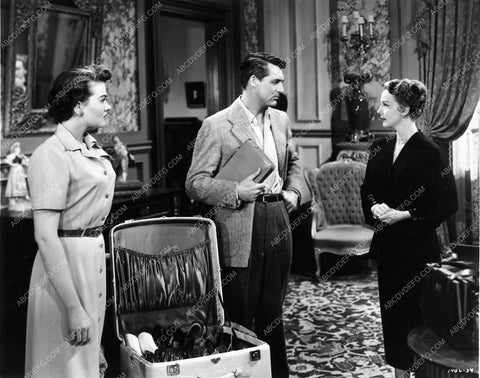 Paula Raymond Cary Grant Signe Hasso film Crisis 1551-17