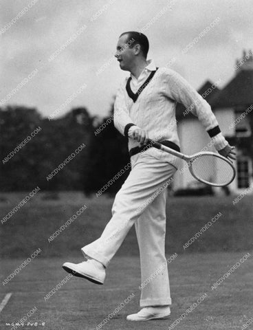 Robert Montgomery on the tennis court 1564-01