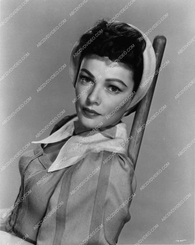 Gene Tierney portrait 1565-16