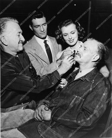 Binnie Barnes in Jack Pierce's makeup chair 1578-04