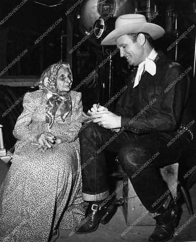 Gene Autry and some old lady 1578-12