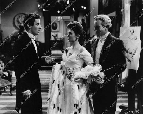 Hurd Hatfield Donna Reed filmThe Picture of Dorian Gray 1580-04
