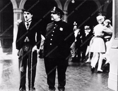 Charlie Chaplin silent film The Idle Class 1598-21