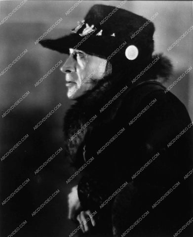 Conrad Veidt in drag silent film The Beloved Rogue 1629-16