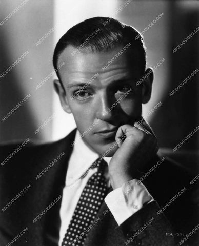Fred Astaire portrait 1685-13