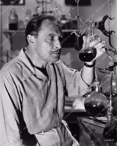 Lionel Atwill as the Mad scientisct 1717-07